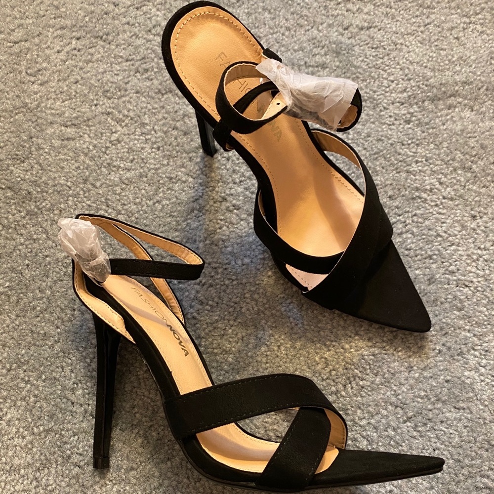 Fanshionova weekender heels